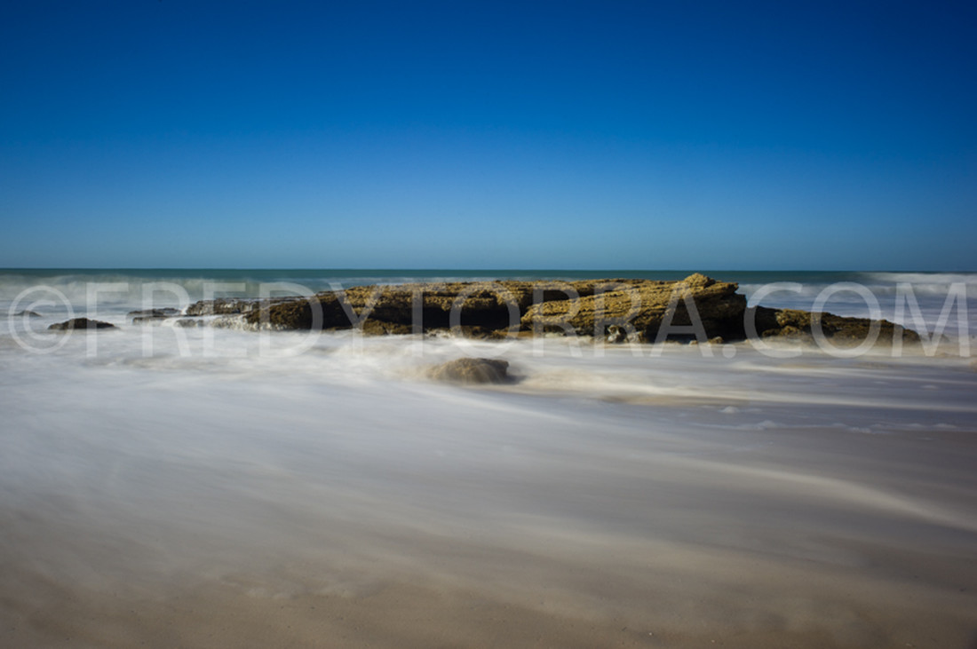 Rocas de la playa el palmar Cadiz 001_FTC9982